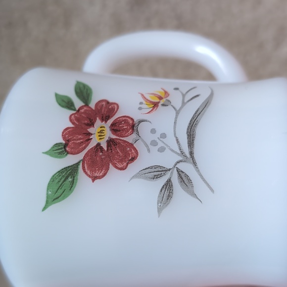 Set of 2 Glasbake Thank you Floral Milk Glass Mugs - Picture 6 of 10